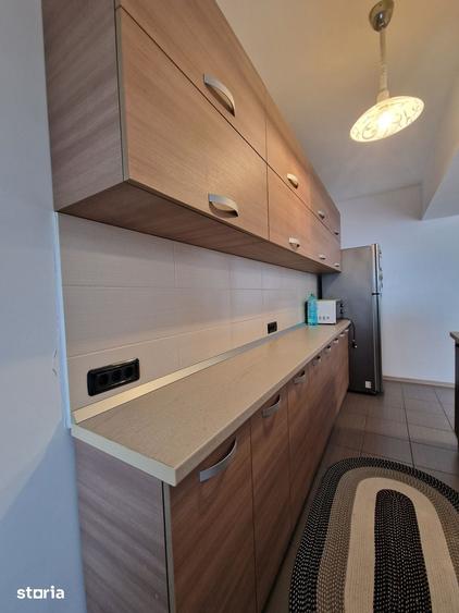 Apartament cu 3 camere semidecomandat în Gara