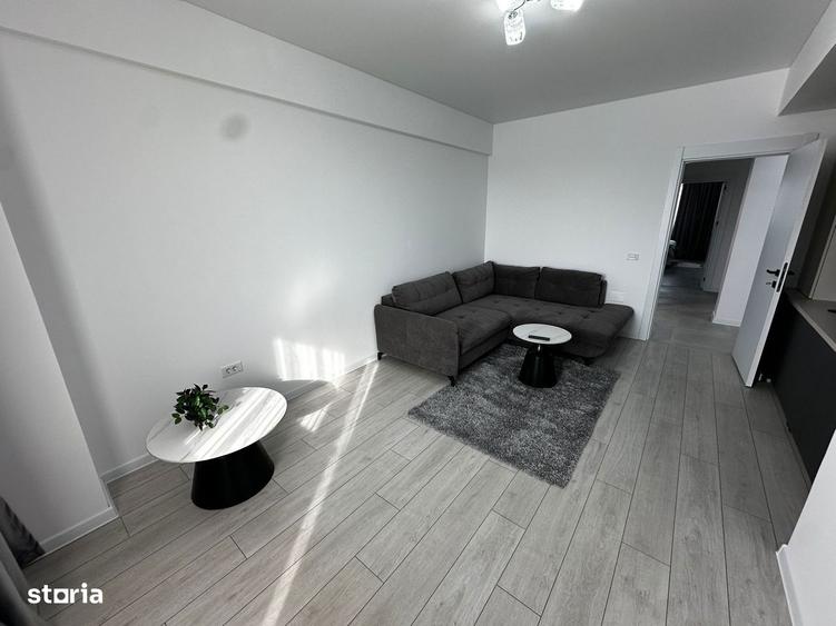 Apartament cu 3 camere decomandat, mobilat în Berceni