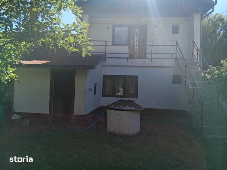 Casă cu 4 camere cu Teren 110 Mp în Central