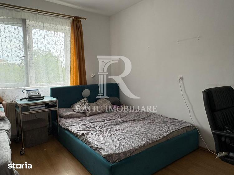 Casă cu 3 camere cu Teren 1606 Mp în Central