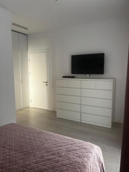 Apartament cu 3 camere decomandat, mobilat în Brâncoveanu