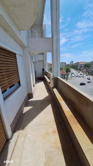 Apartament cu 4 camere în Olimpia-Stadion