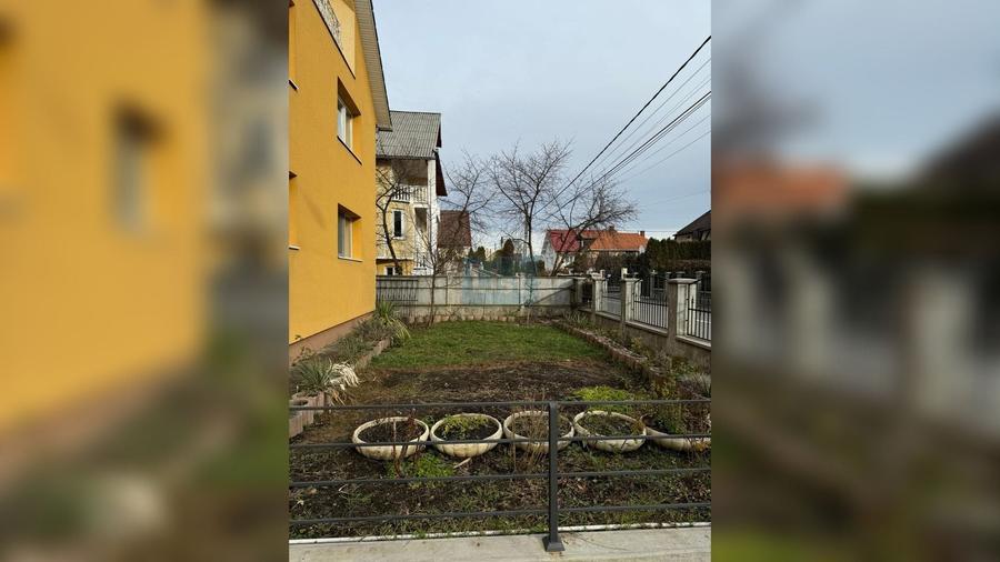 Casă cu 5 camere cu Teren 483 Mp în Unirea