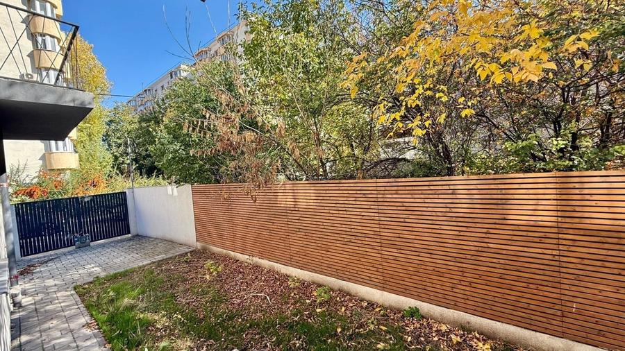 Casă individuală cu 6 camere cu Canalizare în Doamna Ghica