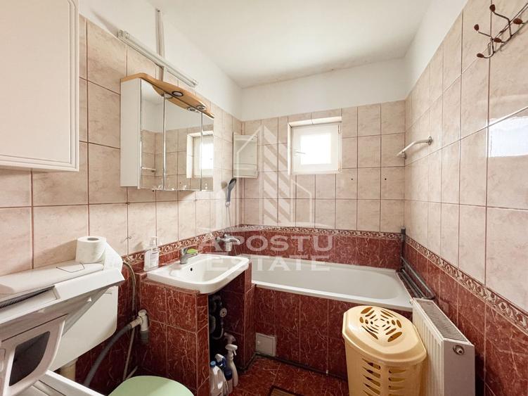 Apartament cu 2 camere semidecomandat în Girocului