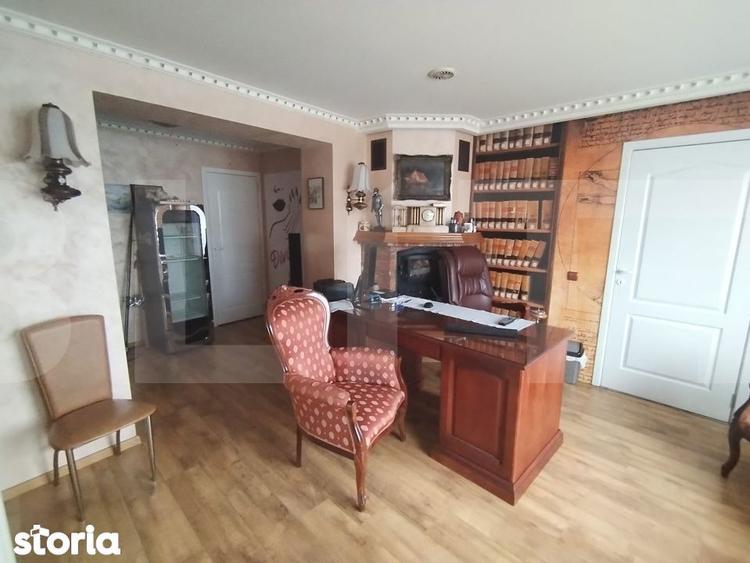 Spațiu comercial, de 120 mp, în Central