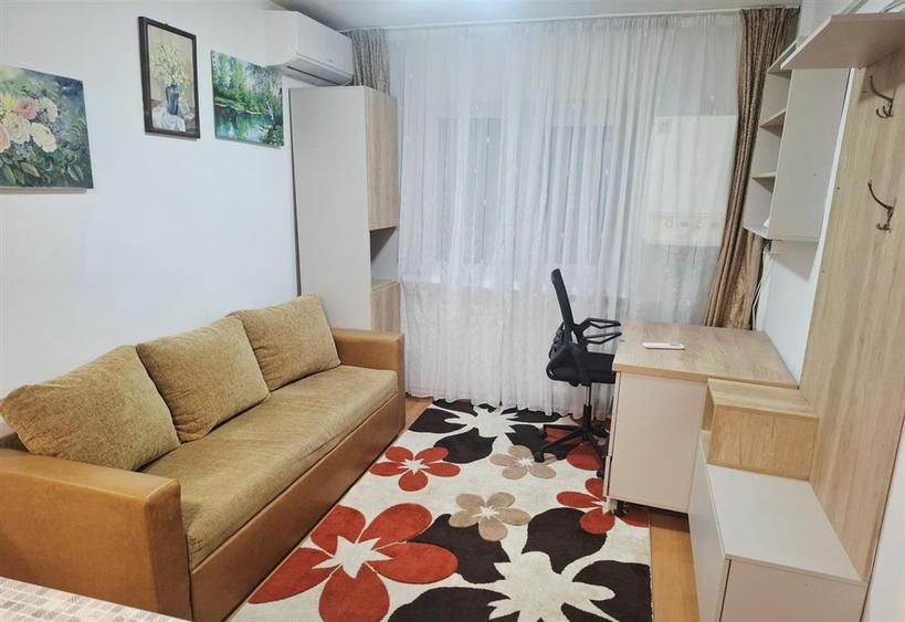 Apartament cu 2 camere semidecomandat, mobilat în Tătărași