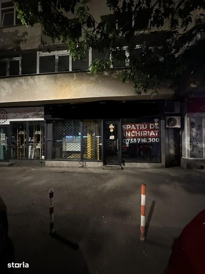 Spațiu comercial, de 60 mp, în Republicii