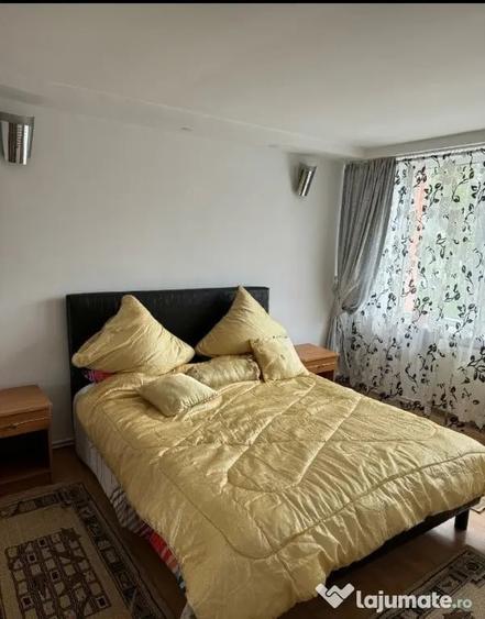Apartament cu 3 camere semidecomandat în Ultracentral