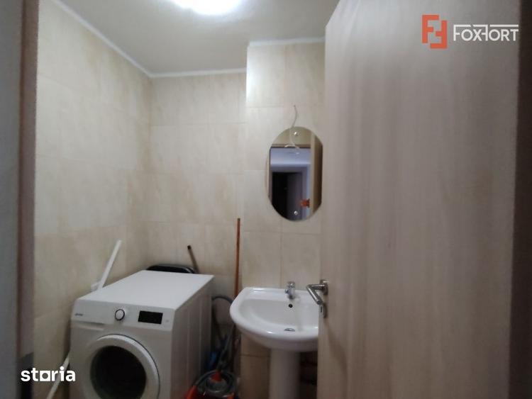 Apartament cu 3 camere decomandat, mobilat în Lunei