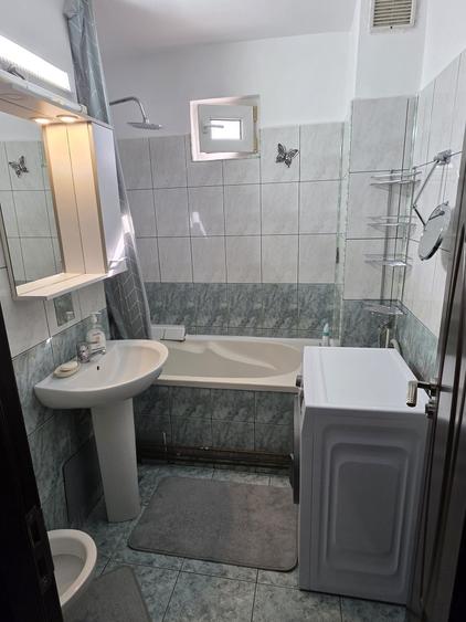 Apartament cu 2 camere decomandat în Oarja