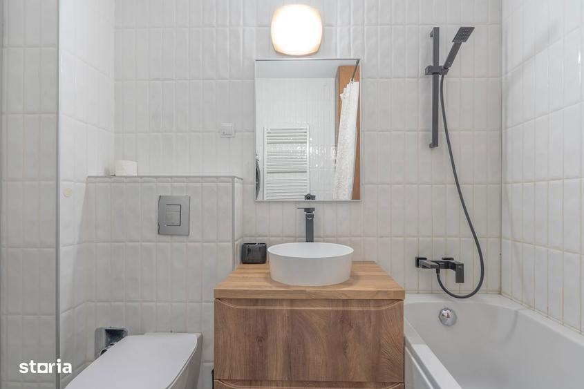 Apartament cu 4 camere decomandat în Exterior Vest