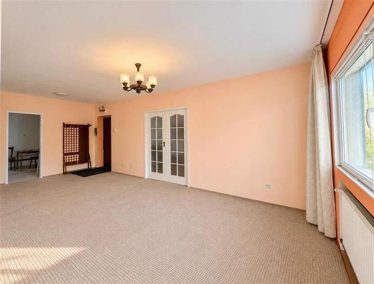 Apartament cu 4 camere semidecomandat, mobilat în Copou
