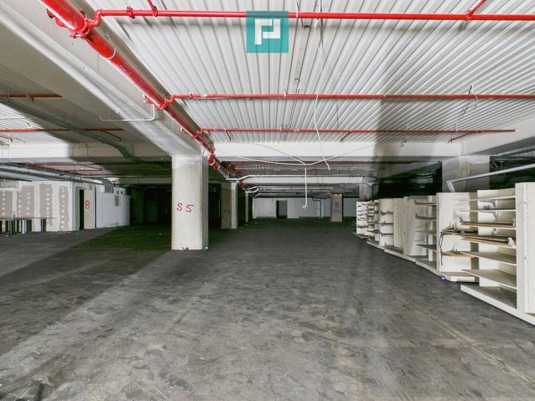 Spațiu industrial, de 3,000 mp, în Aurel Vlaicu