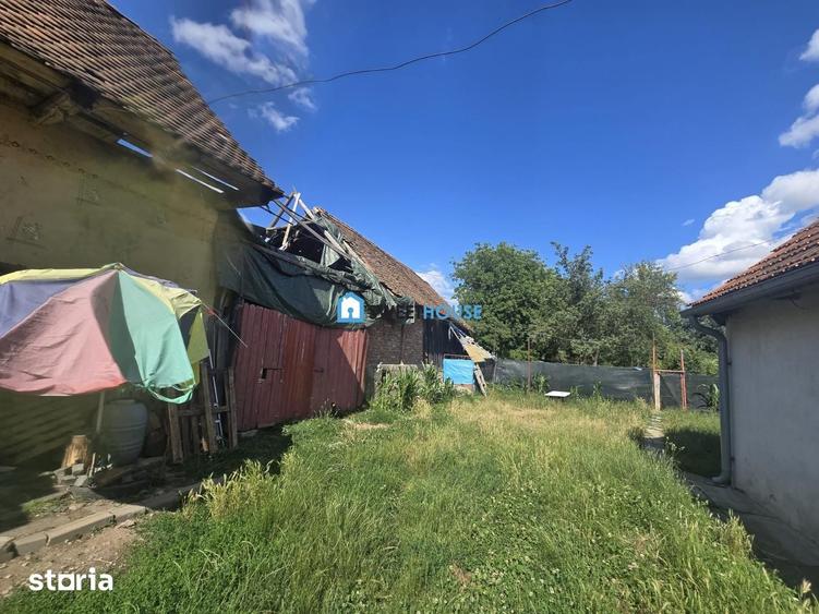Casă cu 4 camere cu Teren 1200 Mp în Beclean