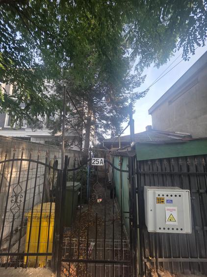 Casă individuală cu 2 camere cu Canalizare în Coiciu
