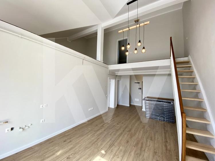 Apartament cu 3 camere decomandat în Exterior Vest