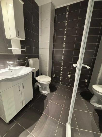 Apartament cu 3 camere decomandat în Sânmartin
