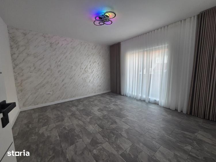 Casă cu 6 camere cu Teren 456 Mp în Mărășești