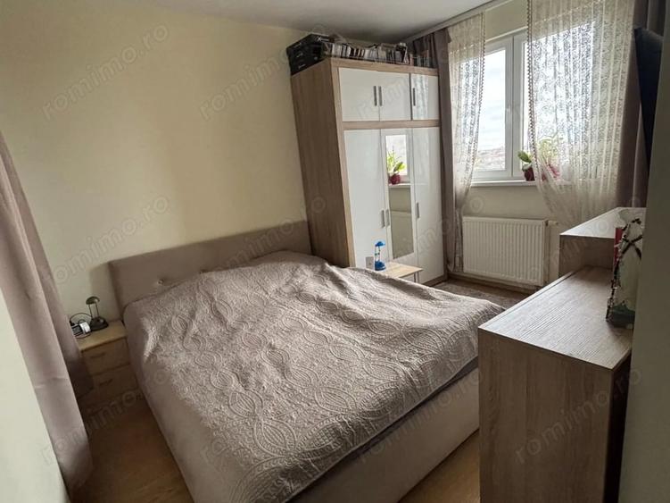 Apartament cu 3 camere în Lipovei
