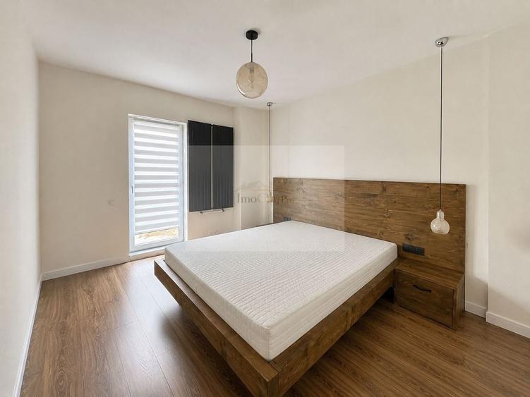 Apartament cu 2 camere semidecomandat, mobilat în Bulgaria