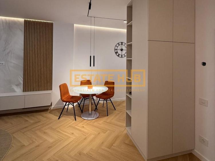Apartament cu 2 camere semidecomandat, mobilat în Ultracentral