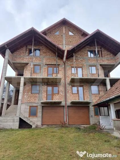 Casă cu 1 camere cu Teren 1800 Mp în Câmpia Turzii