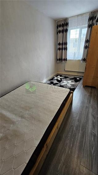 Apartament cu 2 camere decomandat în Florilor