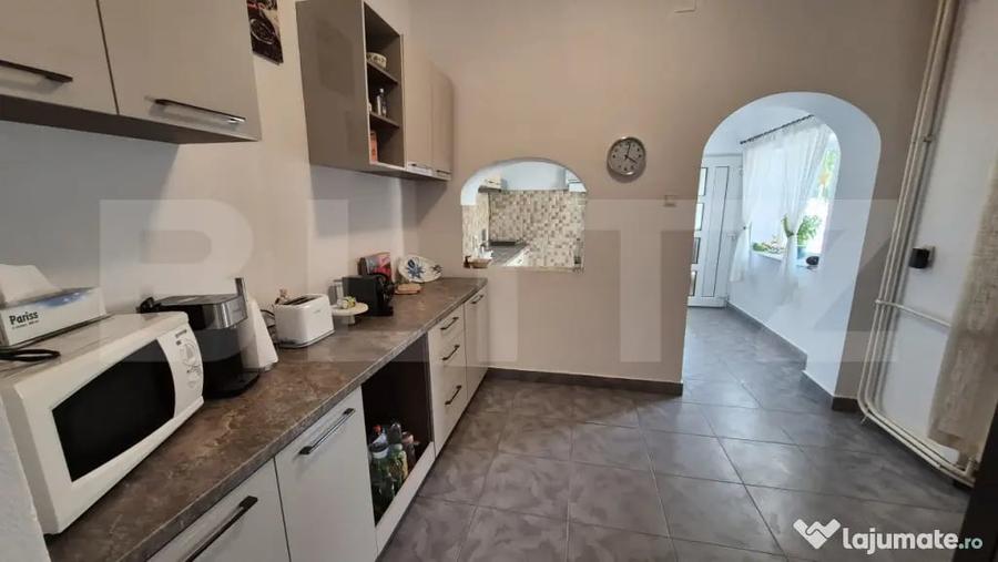 Casă cu 6 camere cu Teren 525 Mp în Cloșca