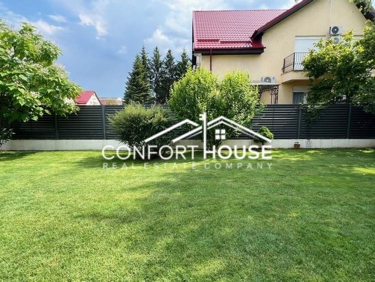 Casă individuală cu 7 camere cu Piscina în Iancu Nicolae