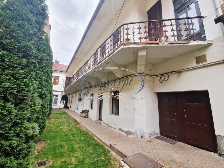 Birou, de 27 mp, în Central