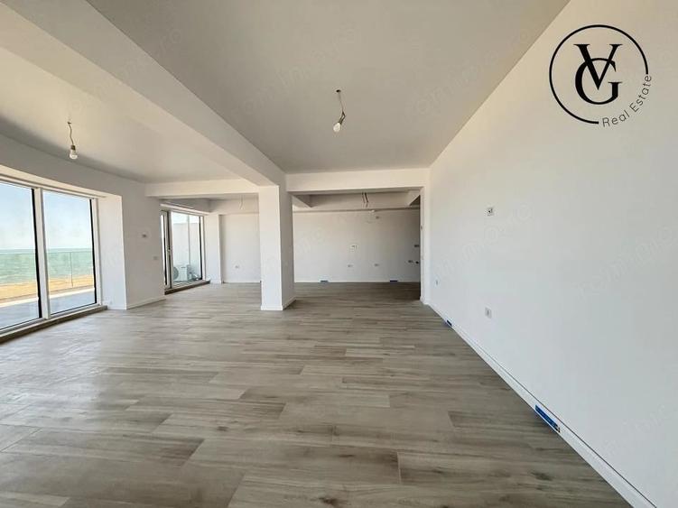 Apartament cu 3 camere semidecomandat în Nord