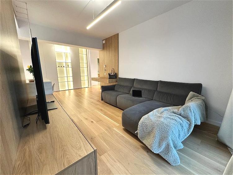 Apartament cu 2 camere decomandat, mobilat în Străulești