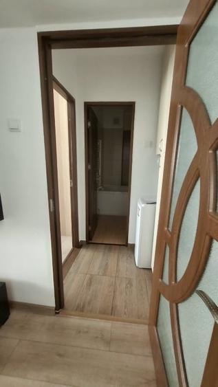 Apartament cu 2 camere semidecomandat, mobilat în Tătărași