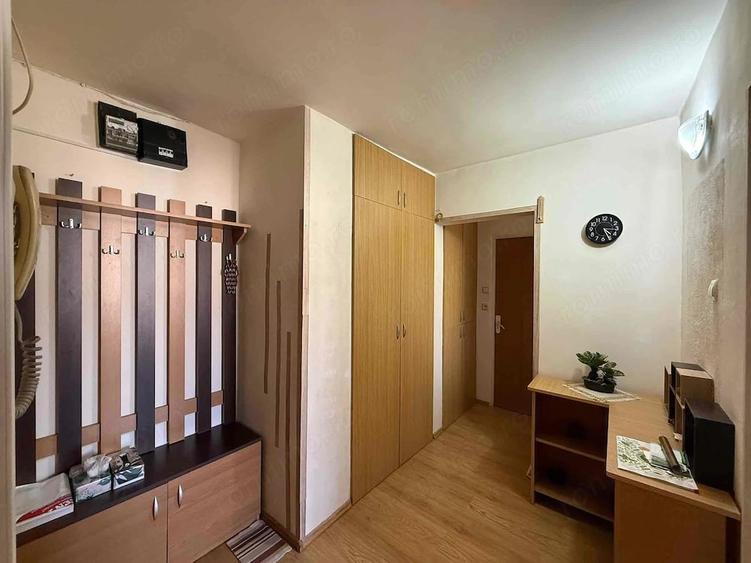 Apartament cu 2 camere decomandat în Nufărul