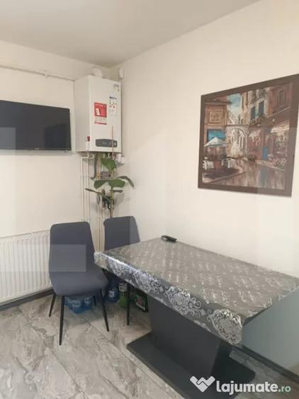 Apartament cu 2 camere semidecomandat în Dâmbovița