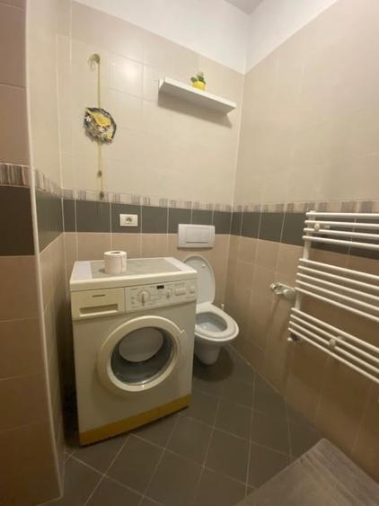 Garsonieră decomandată în Torontalului