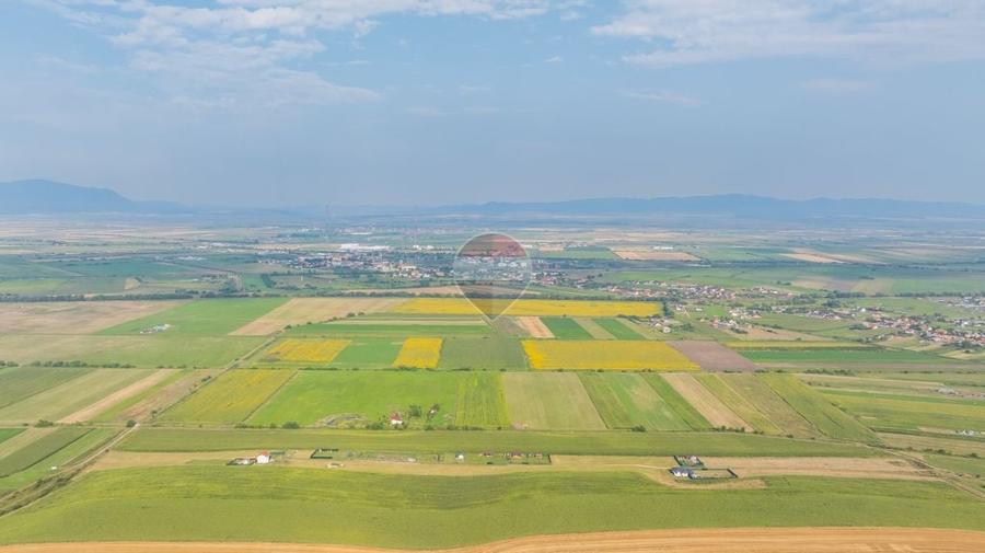 Teren de 563 mp, în Bod