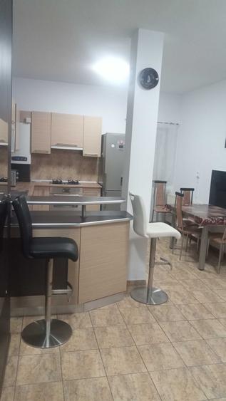 Apartament cu 2 camere decomandat în Horea