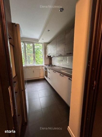 Apartament cu 4 camere decomandat, mobilat în Drumul Taberei