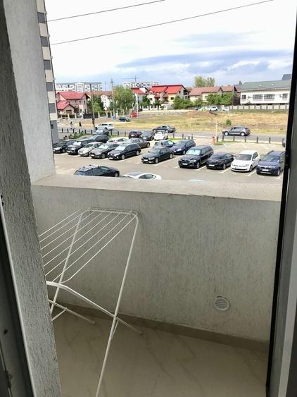 Garsonieră în Roșu