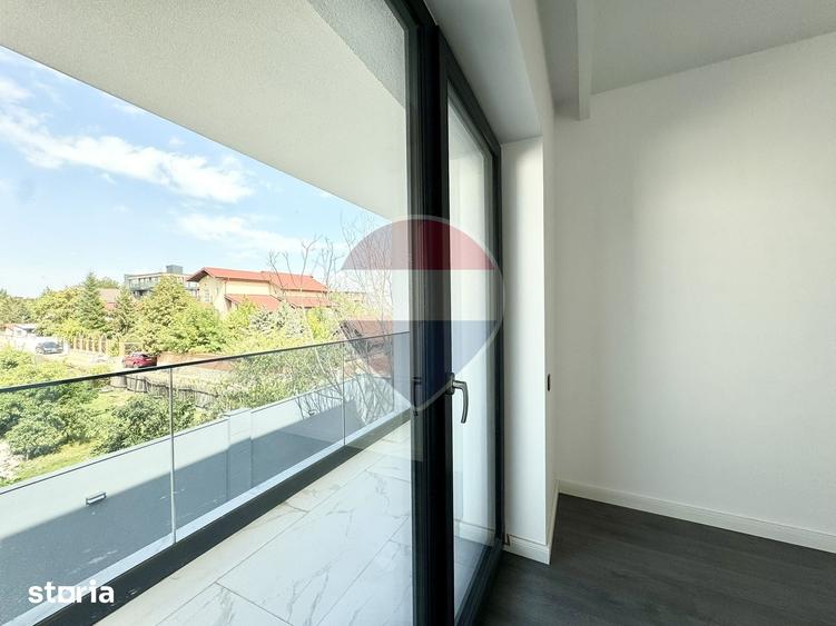 Casă cu 6 camere cu Teren 422 Mp în Central