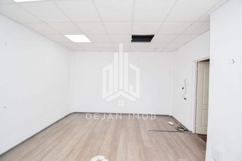 Spațiu comercial, de 30 mp, în Simeria