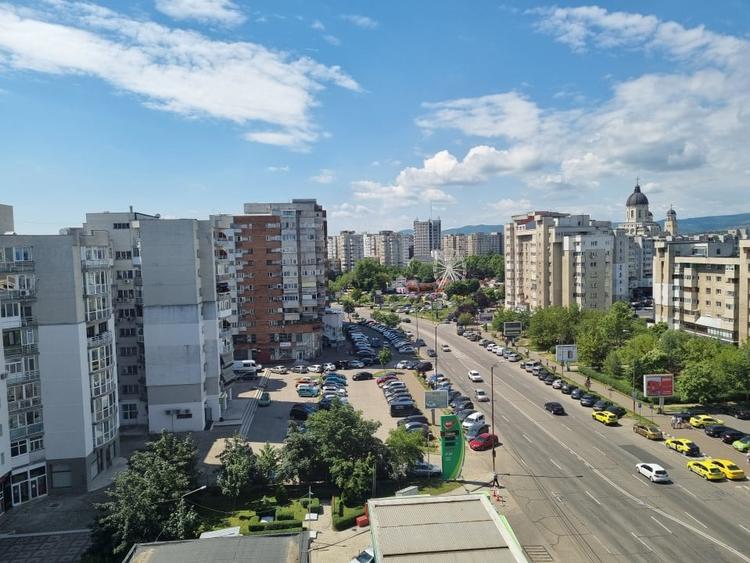 Apartament cu 2 camere decomandat, mobilat în 9 Mai