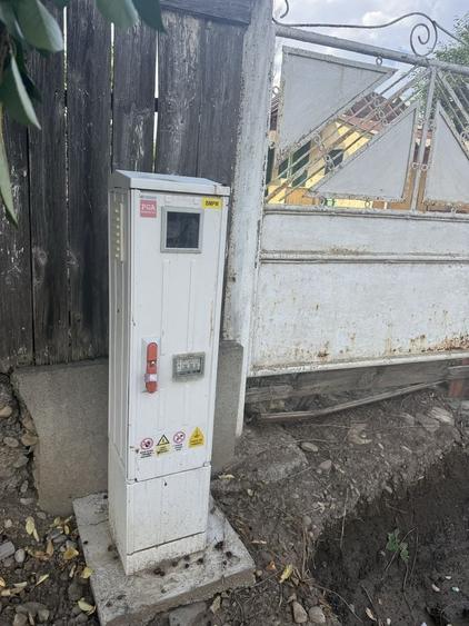Casă cu 4 camere în Străoane