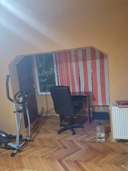 Apartament cu 3 camere decomandat în Micălaca