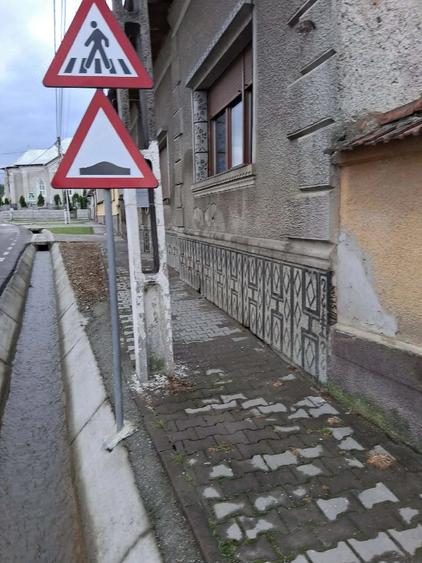 Casă cu Teren 2350 Mp în Lisa