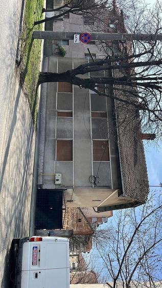 Casă cu 5 camere cu Teren 700 Mp în Exterior Vest