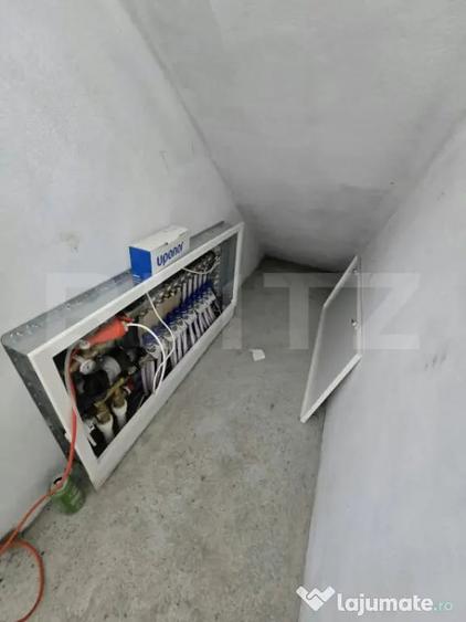 Casă cu 5 camere cu Teren 550 Mp în Săcueni