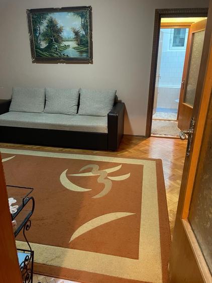 Apartament cu 2 camere semidecomandat în Rogerius